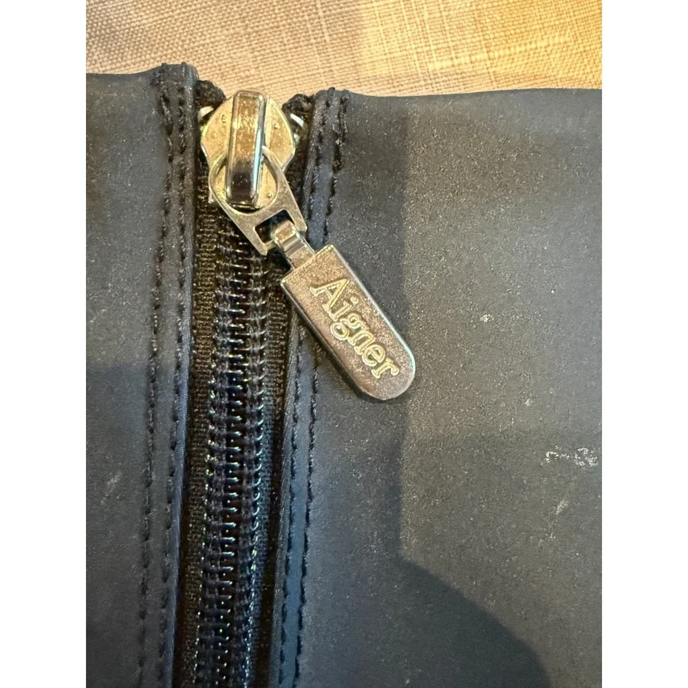 Etienne Aigner product pair
